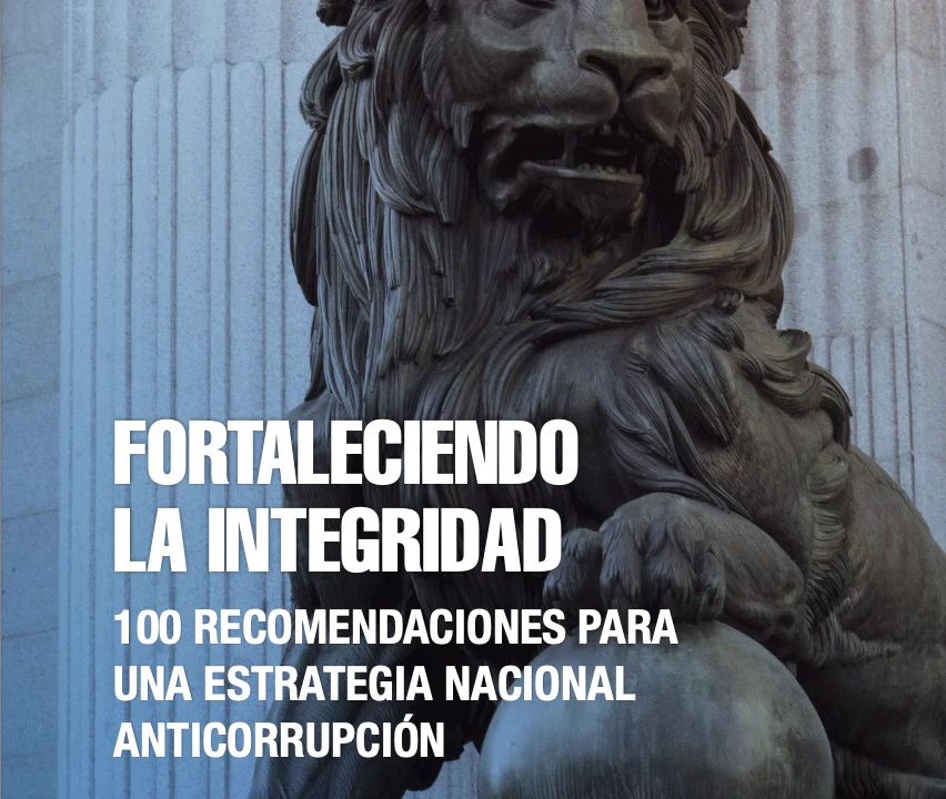 https://transparencia.org.es/wp-content/uploads/Transparency-International-Espana-presenta-100-recomendaciones-para-impulsar-una-estrategia-nacional-anticorrupcion-852x720.webp