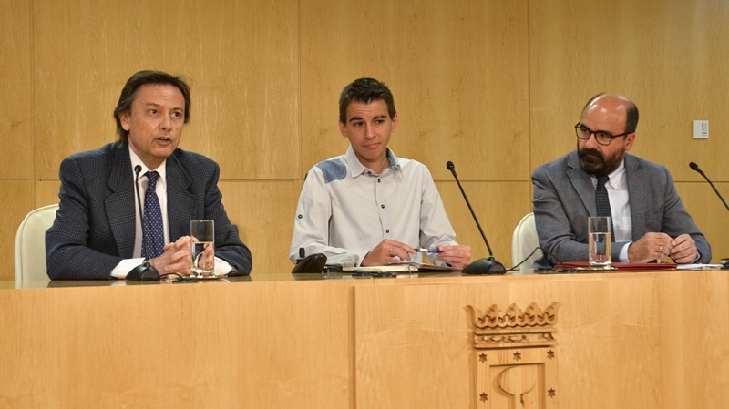 Fotos de la firma del Convenio con el Ayuntamiento de Madrid